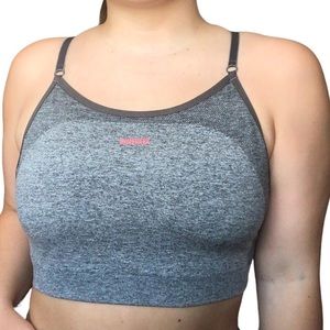 GYMSHARK NWOT GRAY FLEX STRAPPY SPORTS BRA
